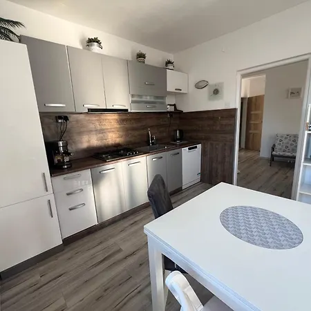 Apartmanovy Dum Jako Sen - Beskydy Apartment Pstruzi (Frydek-Mistek)